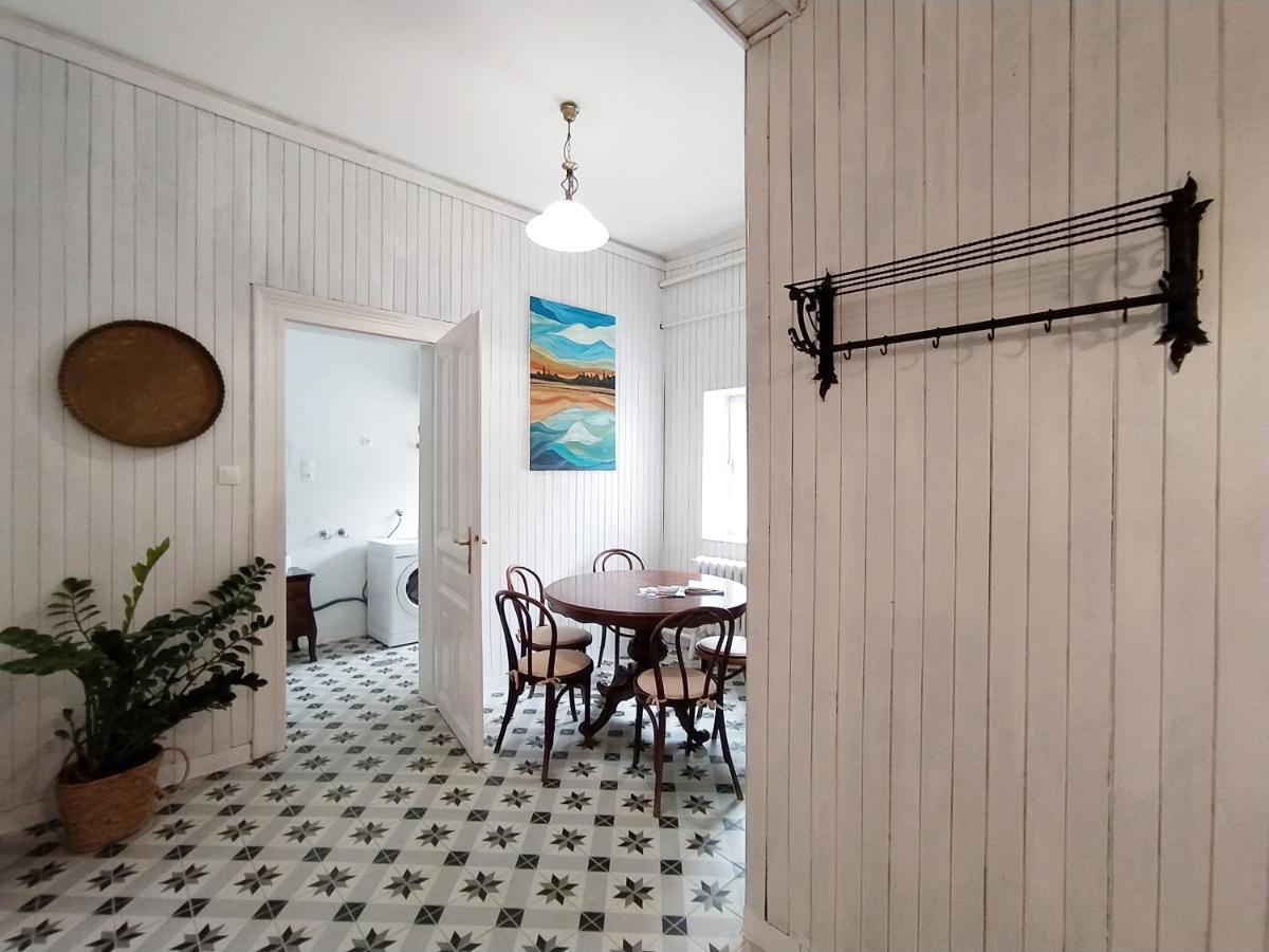 Atelier Keszthely Villa Cameră foto